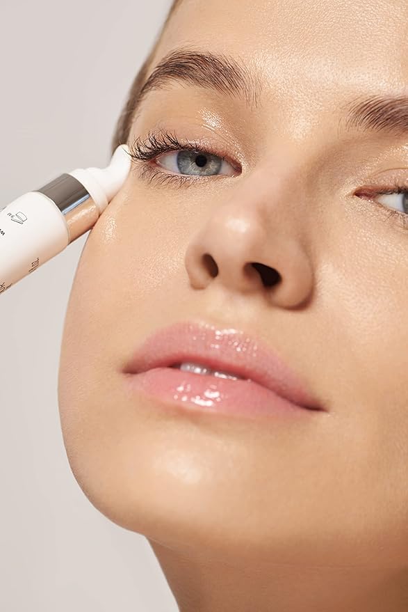 M. Asam Perfect Eye Serum with Grapeseed Oil & Hyaluronic Acid - Anti-Aging Eye Gel, Instant Eye Lift - reduces fine lines, wrinkles & dark circles, refreshing & cooling texture, 0.84 Fl Oz