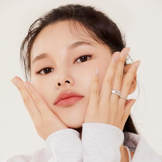 Smooth Butter Lip Balm 0.14 oz – Super Moisturizing Butter Lip Balm, Lip Repair & Care, Natural Color with Vegetable Wax, Shea Butter, All Day Hydration, Soothe Dry Chapped Lips (01 CLEAR)