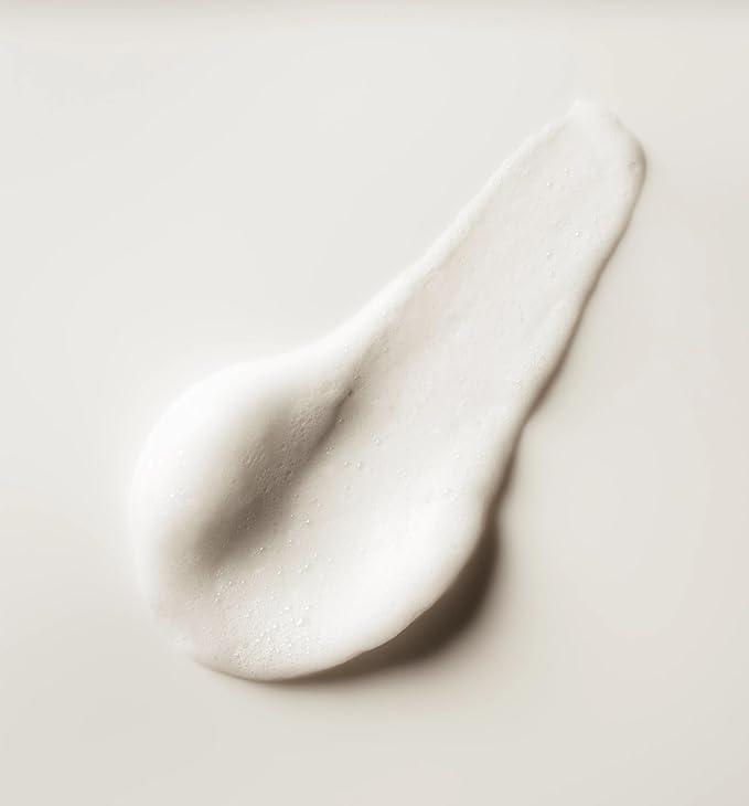 Tanologist Light Self Tan Mousse, Clear Self-Tanning Mousse, Streak-Free, Natural Glow, No Fake Tan Smell Or Orange Tone, Long Lasting, Clean Ingredients, Vegan, 6.76 fl. oz/200 ml Bottle