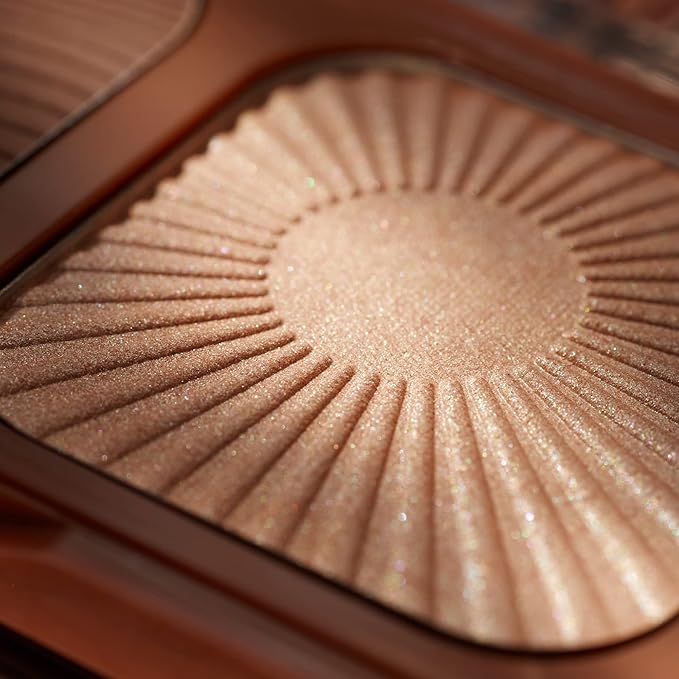 Catrice | Holiday Skin Bronze & Glow Palette | Bronzer & Highlighter in One | For a Sunkissed Complexion | Vegan & Cruelty Free