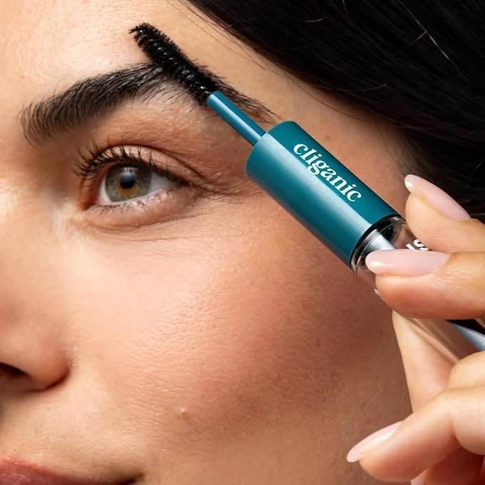 Cliganic Organic Castor Oil, 100% Pure (8oz with Eyelash Kit) - For Eyelashes, Eyebrows, Hair & Skin | Natural Cold Pressed Unrefined Hexane-Free (Packaging May Vary)